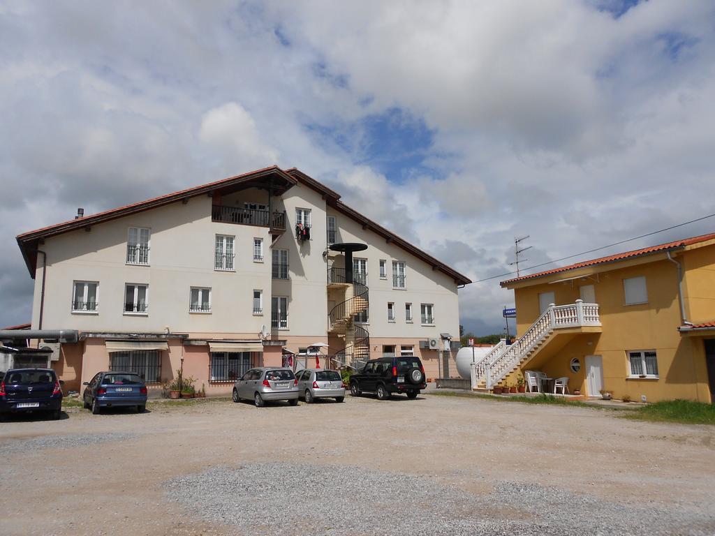Hotel Narcea Valles  Eksteriør bilde